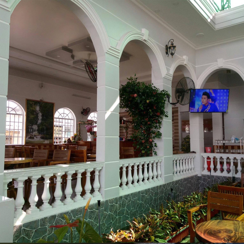 Lục Bình Lan Can Bê Tông Ly Tâm Quán Cafe Tại Ninh Thuận chống gỉ sét tuyệt đối