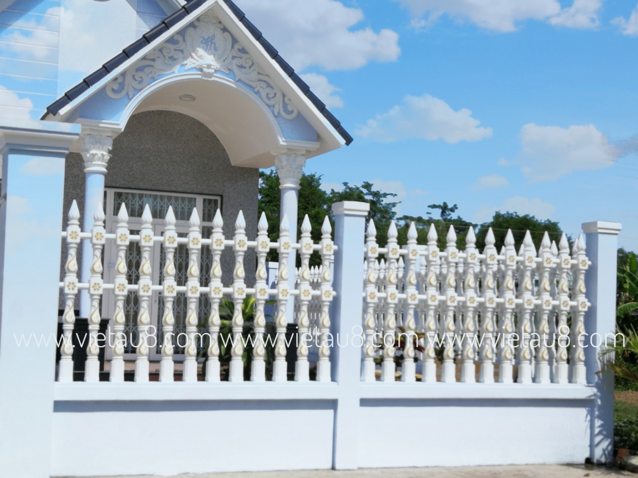 Công ty Việt Âu | Xưởng hàng rào bê tông ly tâm đẹp