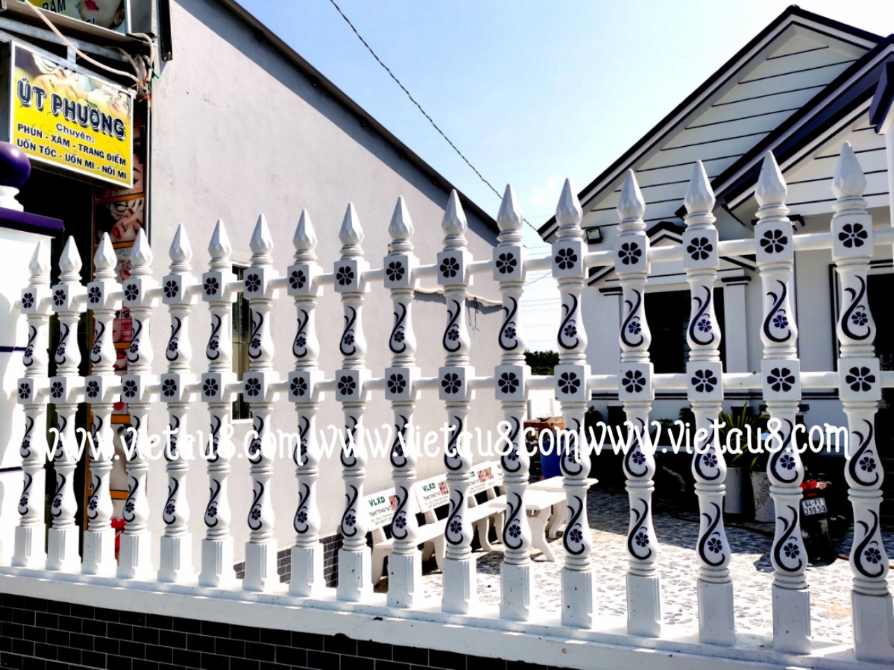 Công ty Việt Âu | Xưởng hàng rào bê tông ly tâm đẹp